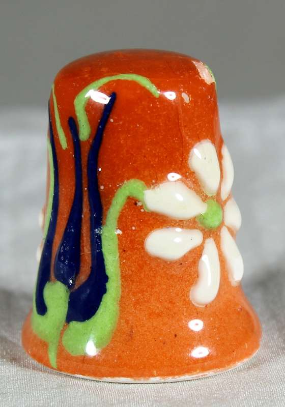 Ceramic thimble - embossed and hand painted