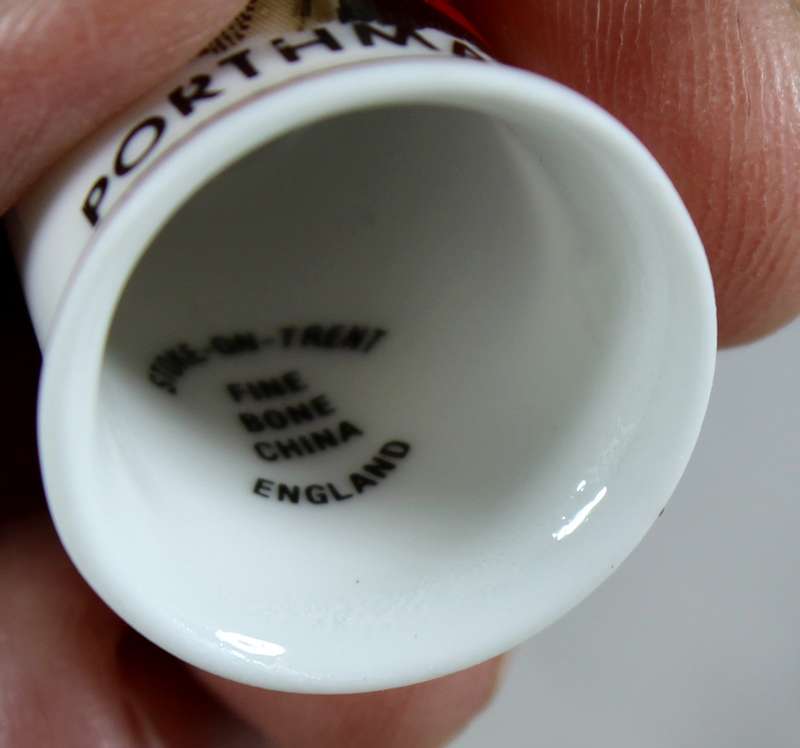 Bone China thimble - Porthmadog - Stoke-on-Trent