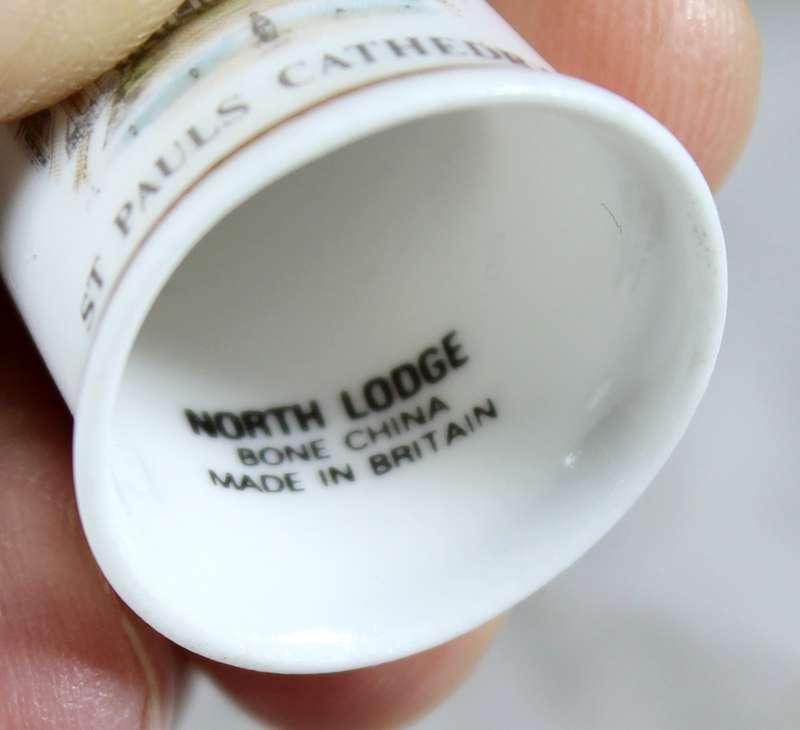 Bone China thimble - St. Pauls cathedral