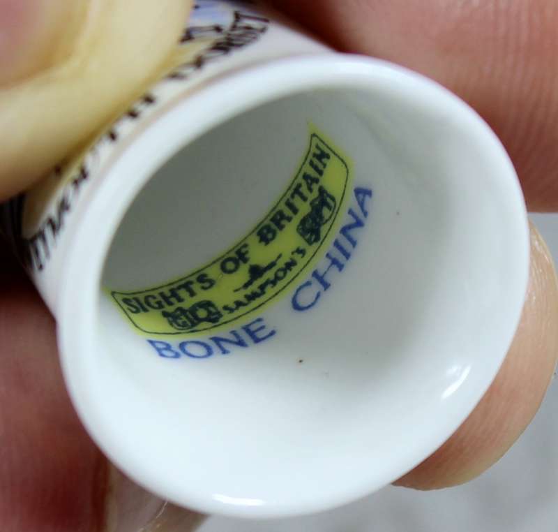 Bone China thimble - Weymouth dorset - sights of Britain