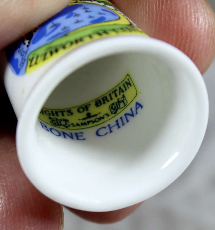Bone China thimble - Lulworth cove - sights of Britain