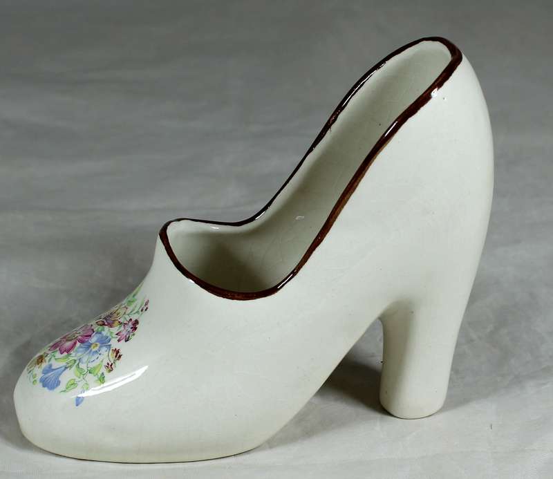 Ceramic high heel shoe