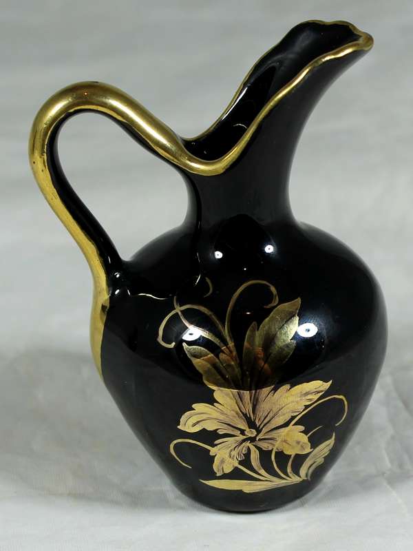 Crescent potteries - small jug