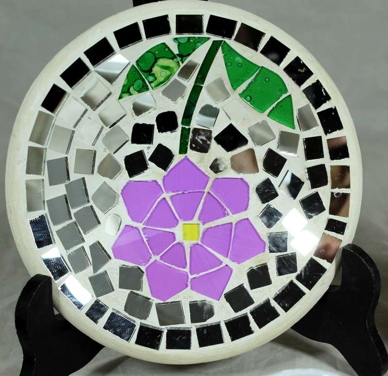 Assembly of five ceramic ware