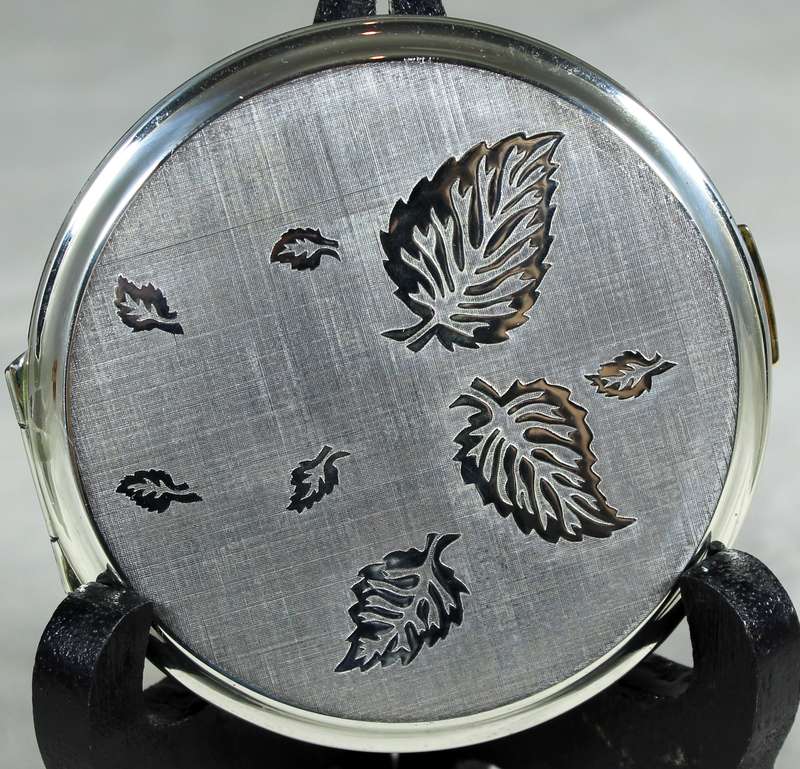 Silver leaf Straton powder compact - silver plated