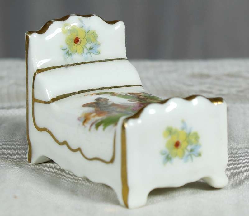 Miniature Limoges - Victorian themed double bed