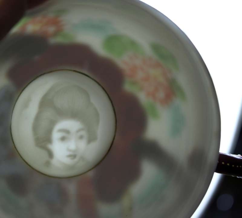 SWS porcelain - Japanese theme with Geisha face in cup