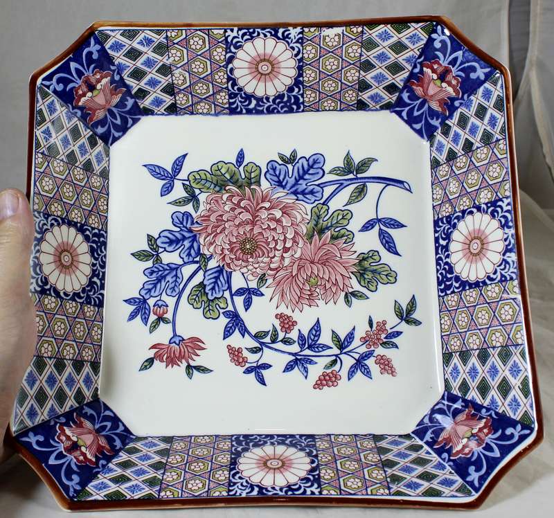 Japanese Imari style octagon porcelain platter