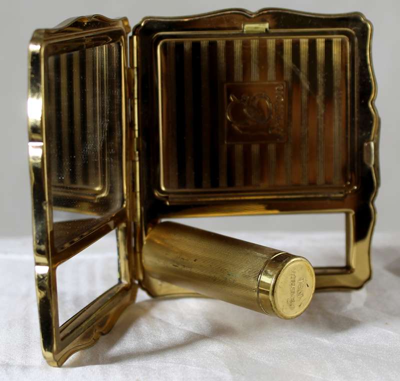 Straton powder & lipstick compact