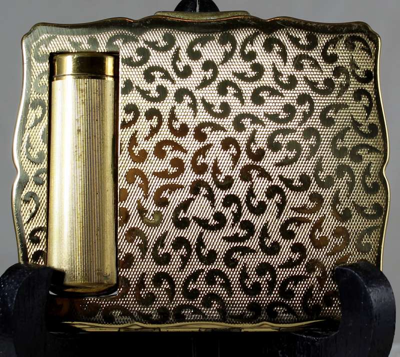 Straton powder & lipstick compact