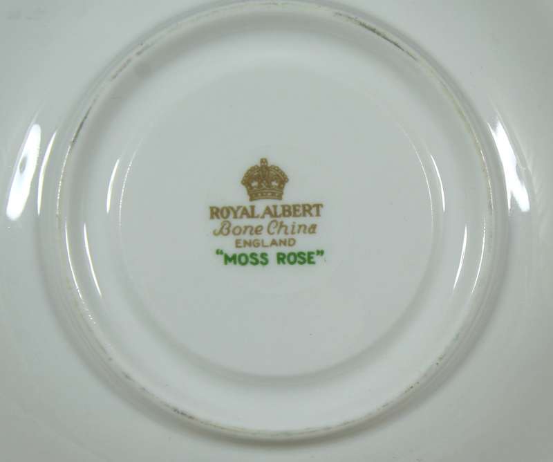 Royal Albert - Moss rose saucer
