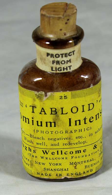 Tabloid mini medicine bottle