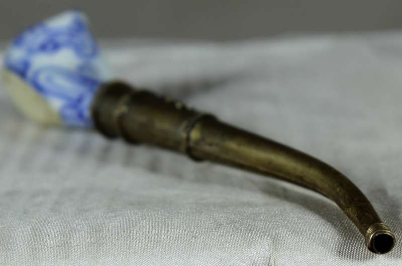 Porcelain & brass pipe