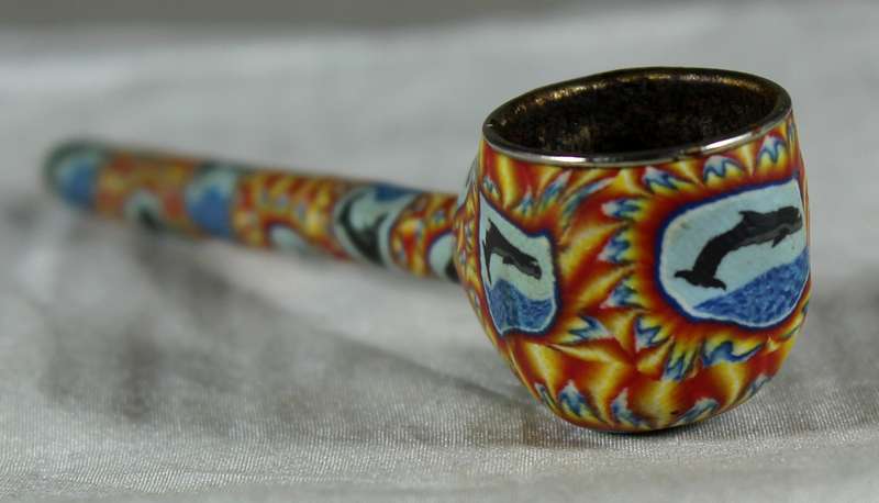 Cloisonne style pipe