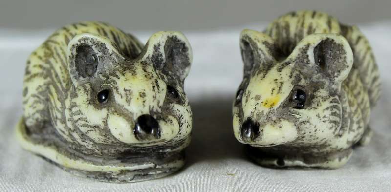 Pair of molded mice