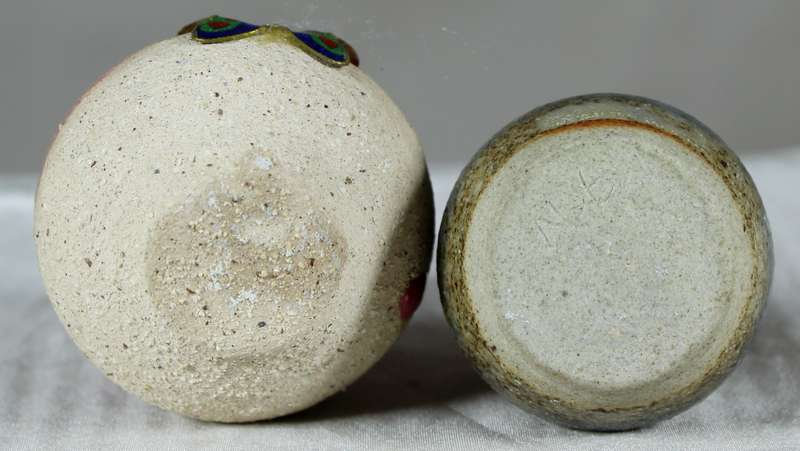 Pair of miniature pots