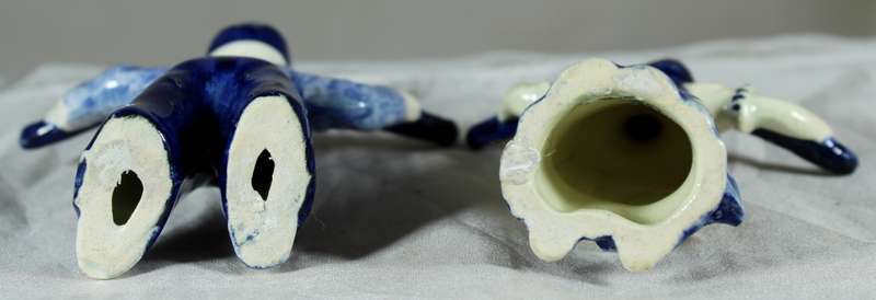 Delft man and woman - water carriers