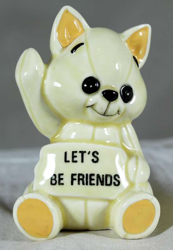 Lets be friends kitty - Japan