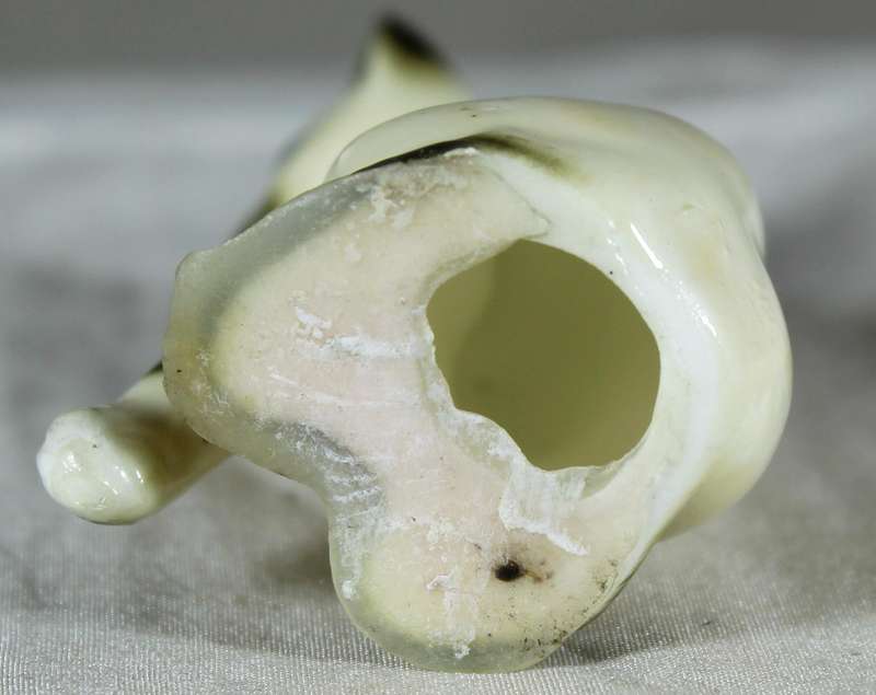 Seated porcelain cat