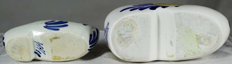 Pair of Delft Holland ashtrays