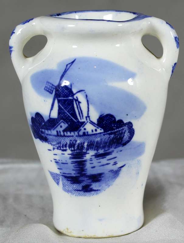 Small Dutch themed vase