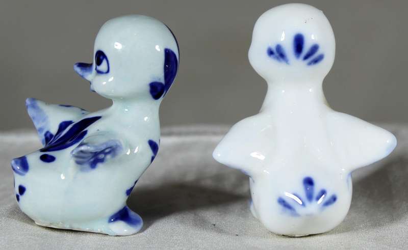 Pair of very small blue & white chicklets