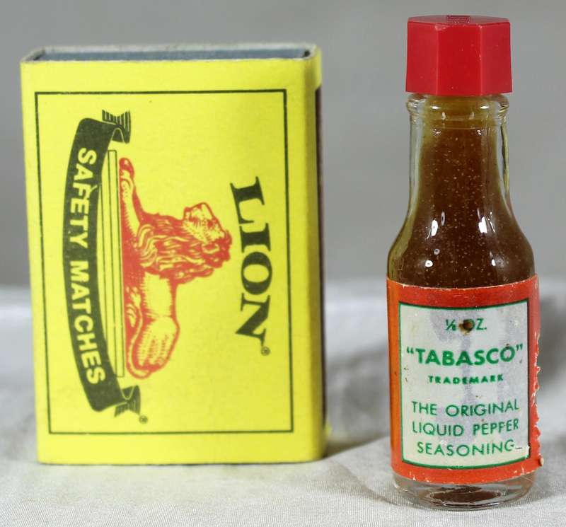 Mini miniature Tabasco sauce - Glass bottle