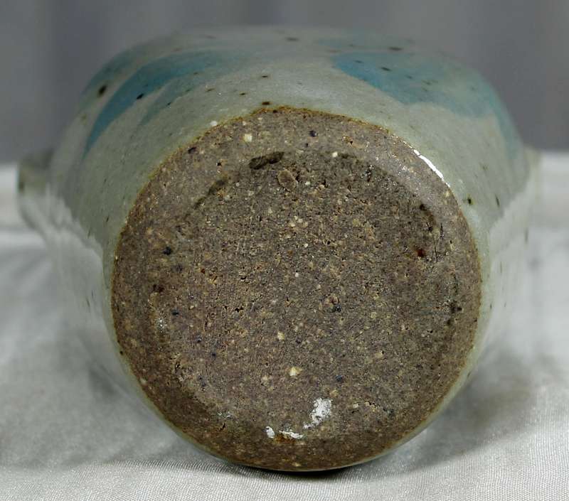 Small glazed pottery container