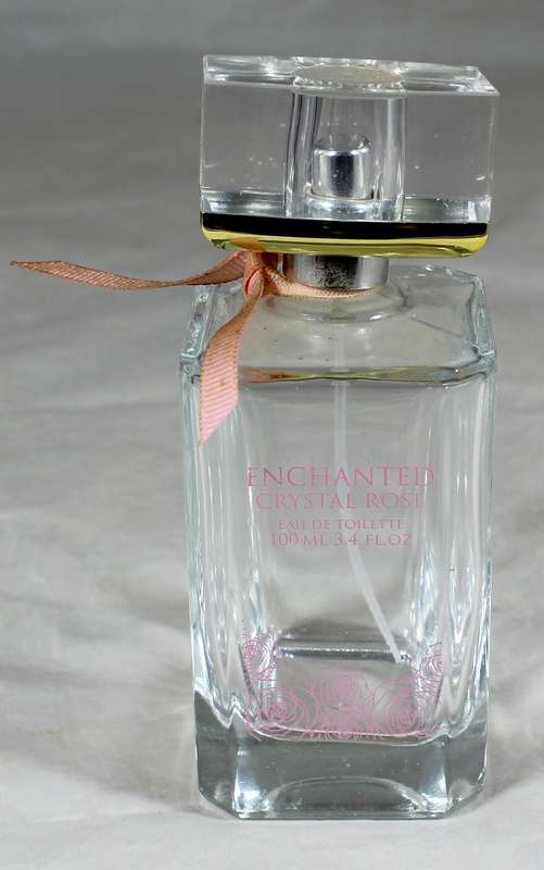 Perfume bottle - Enchanted crystal rose