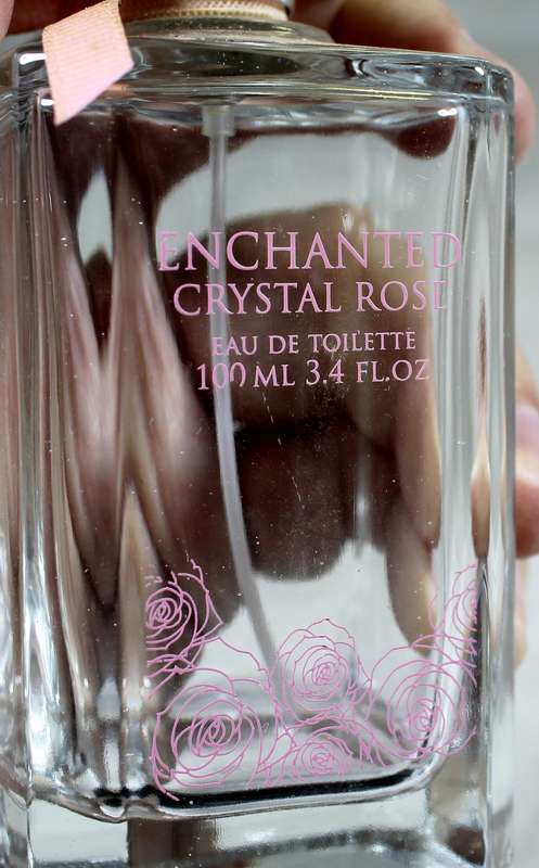 Perfume bottle - Enchanted crystal rose