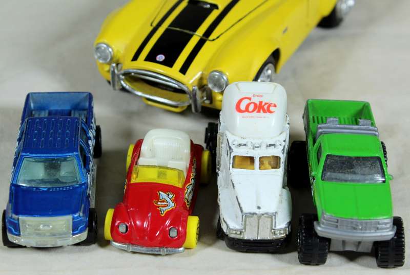 Set of twenty-one cars