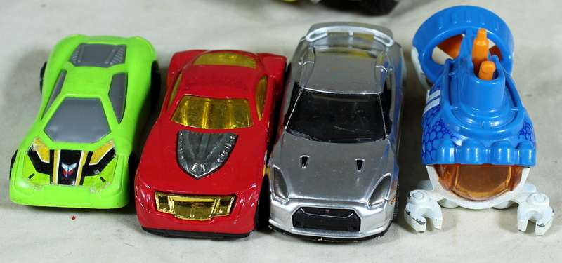 Set of twenty-one cars