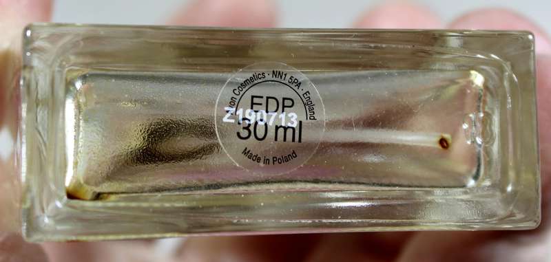 Perfume bottle - Avon - Far Away