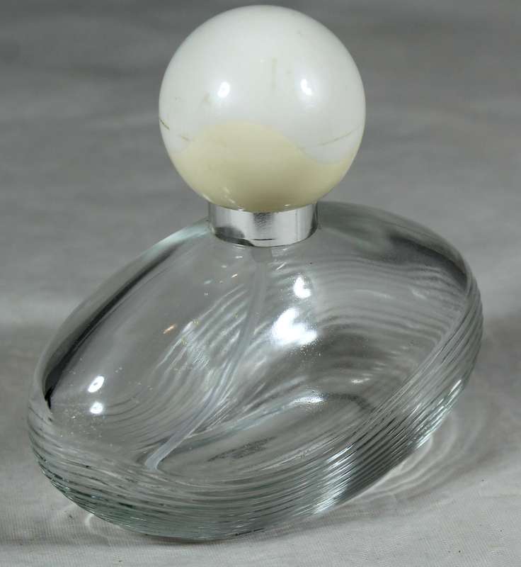 Perfume bottle - Avon - far away Bella