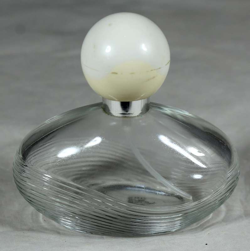 Perfume bottle - Avon - far away Bella