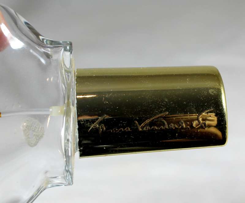 Perfume bottle - Gloria Vanderbilt