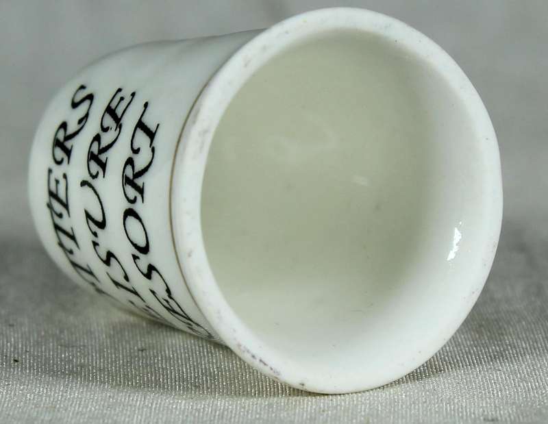Bone China thimble - Potters Leisure Resort