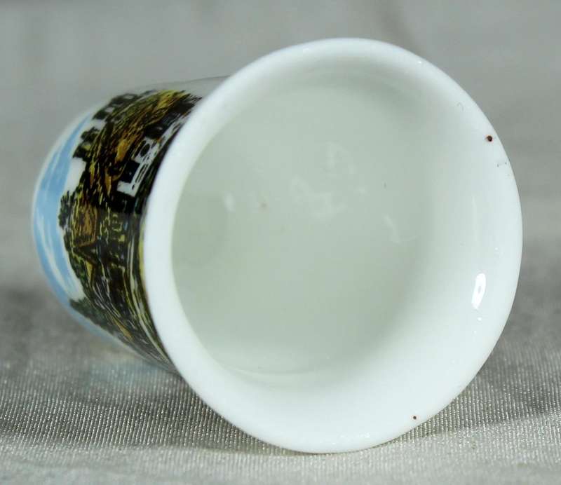 Bone China thimble - Shanklin