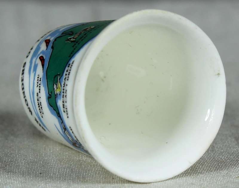 Bone China thimble - Six wonders of the Isle of Wight