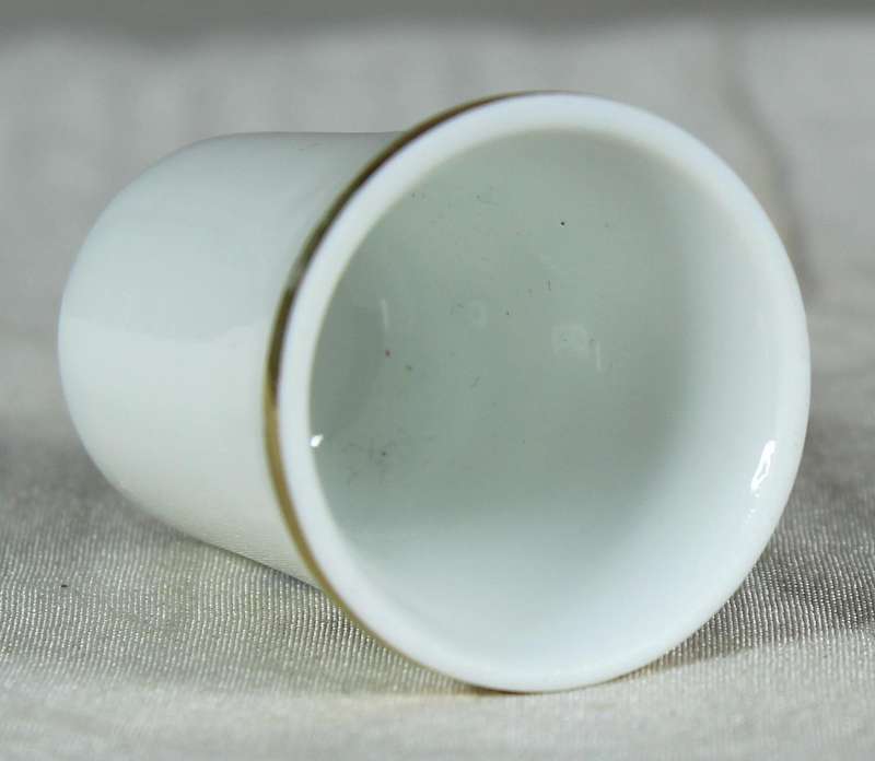 Bone China thimble - Josselin