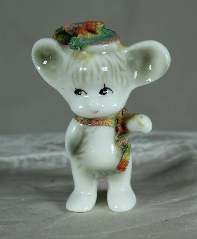 Vintage Nipco Christmas mouse