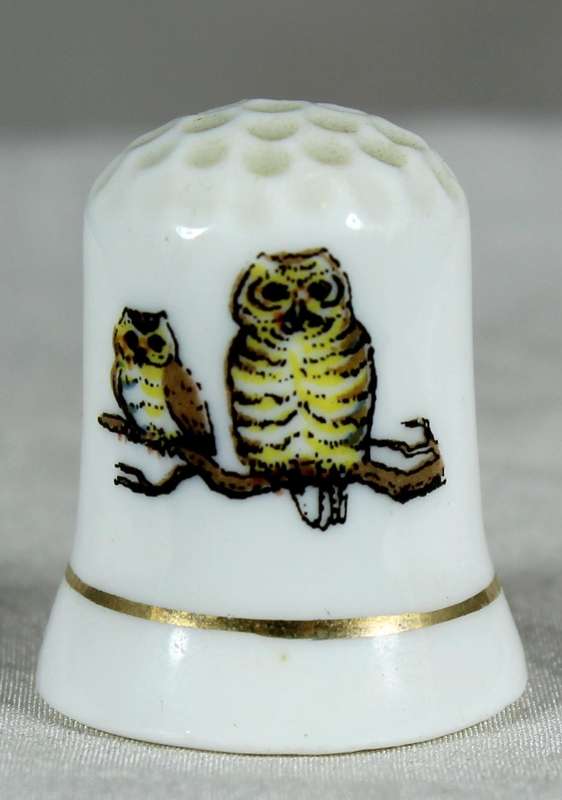 Bone China thimble - Owls on a branch