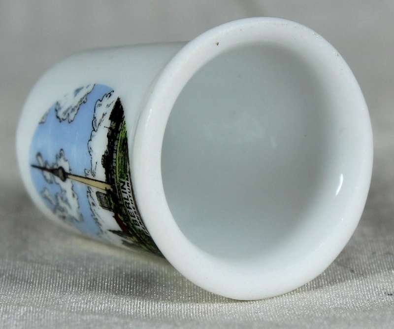 Bone China thimble - Berlin Fernsehturm