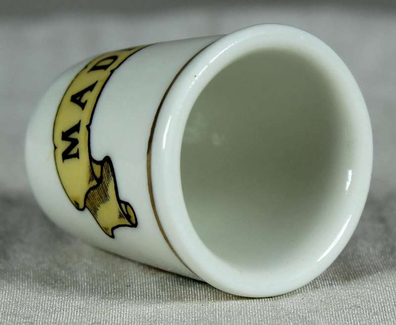 Bone China thimble - Madrid