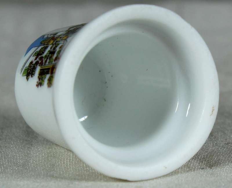 Bone China thimble - Cordoba