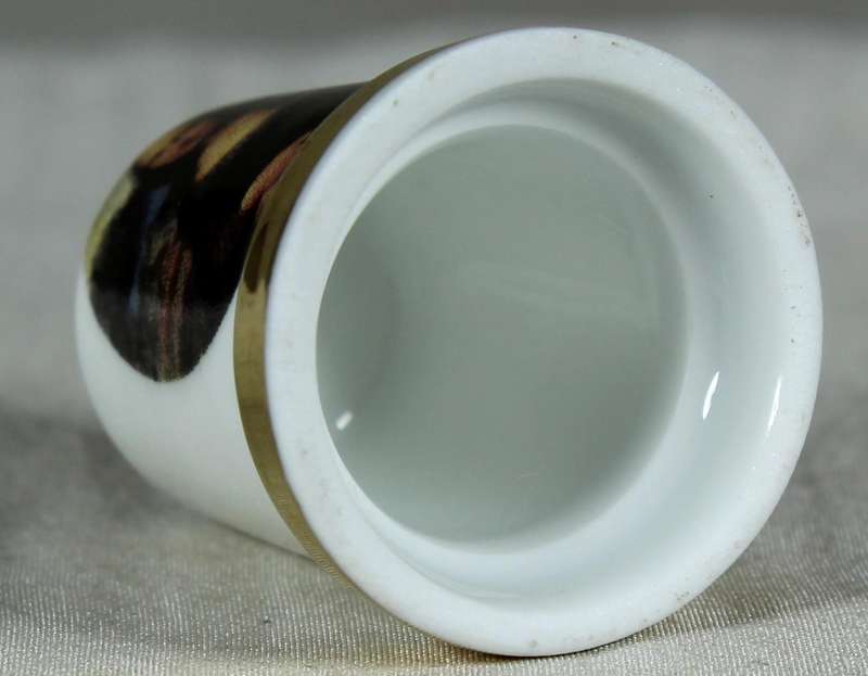 Bone China thimble - Mona Lisa