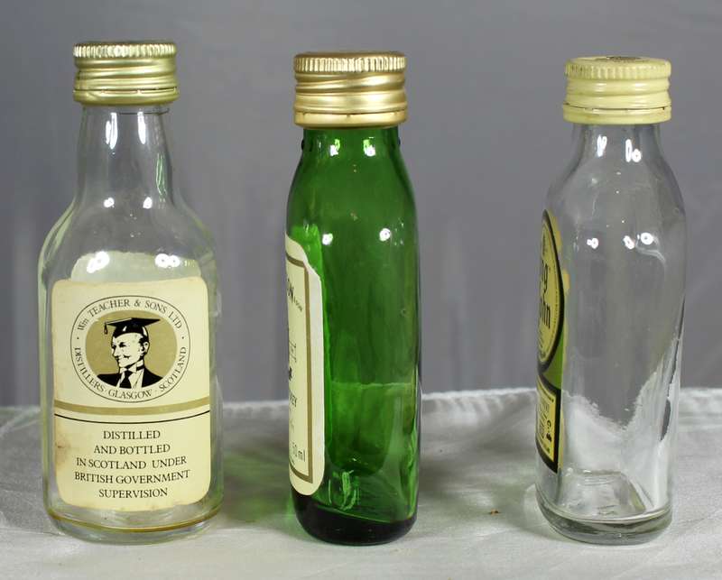 Empty liquor bottles - Trio of whiskey bottles - Long John, Jameson & Teacher's