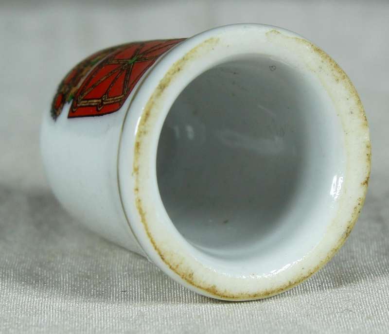 Bone China thimble - Navarra