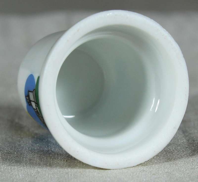 Bone China thimble - Cadiz