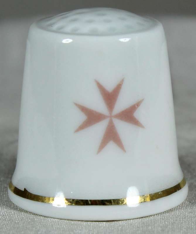 Bone China thimble - Mosta Dome Malta